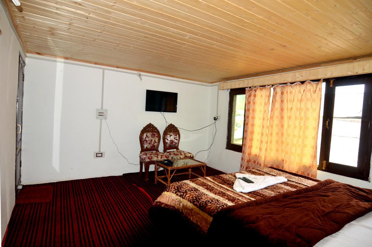 Kashmir House Hotel Pahalgām Kültér fotó